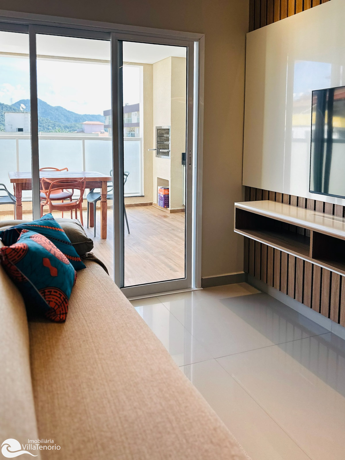 apartamento a venda no Itaguá em Ubatuba com 2 suítes - apresentado pela Imobiliária Villa Tenório - especialista em Imóveis a venda em Ubatuba-5