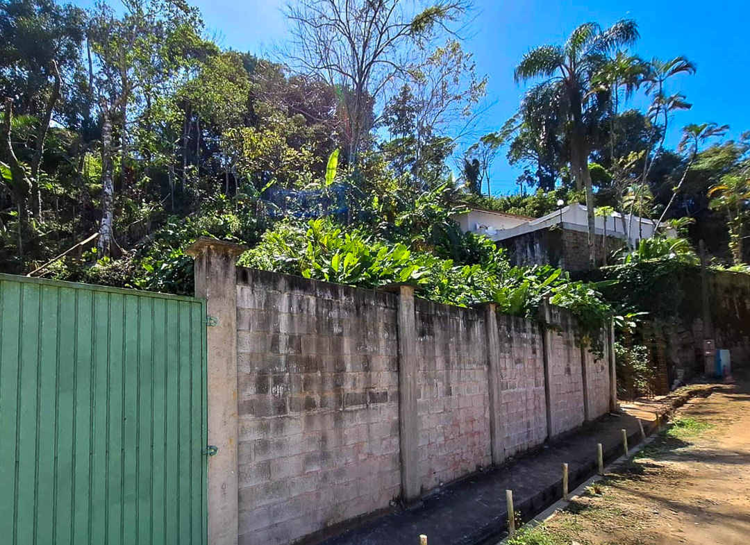 Terreno 1.200 m2 vista mar a venda na praia da Enseada em Ubatuba - Projeto aprovado-5